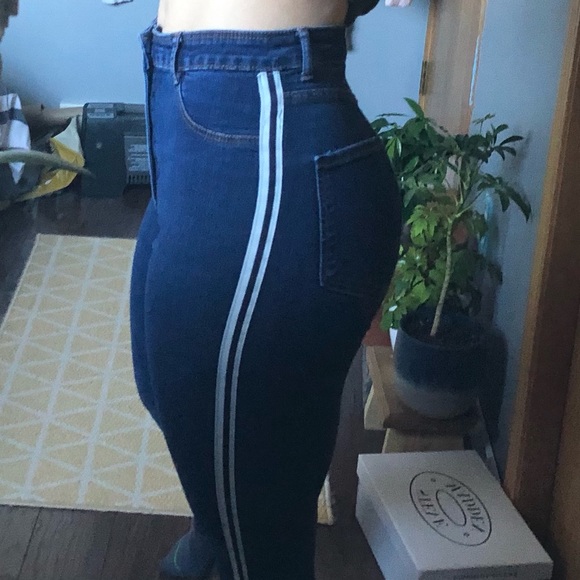 Zara high rise jeans - Picture 3 of 6